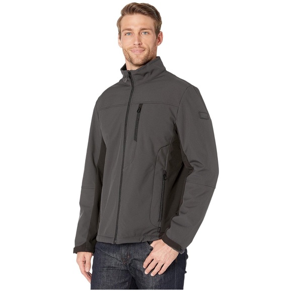Tumi Stretch Softshell Jacket W/ Fur Lining Medium - Picture 2 of 15